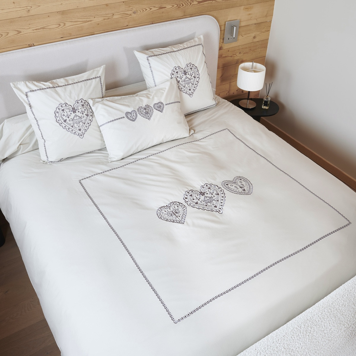 Housse De Couette   En  Percale De Coton   - NUIT AU CHALET craie, TRADITION DES VOSGES