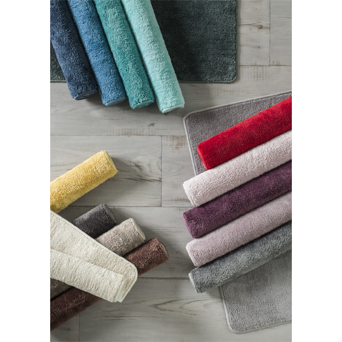 Tapis de bain uni 60x120 en polyester POLYNESIE #000000, GUY LEVASSEUR