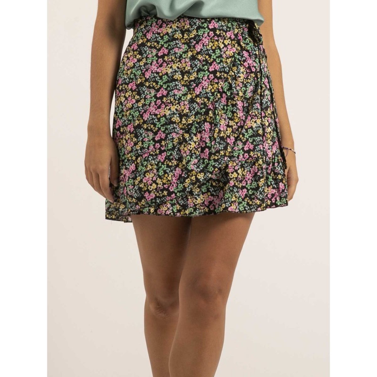 Jupe Courte Motifs Xelpa noir, DONA LISA