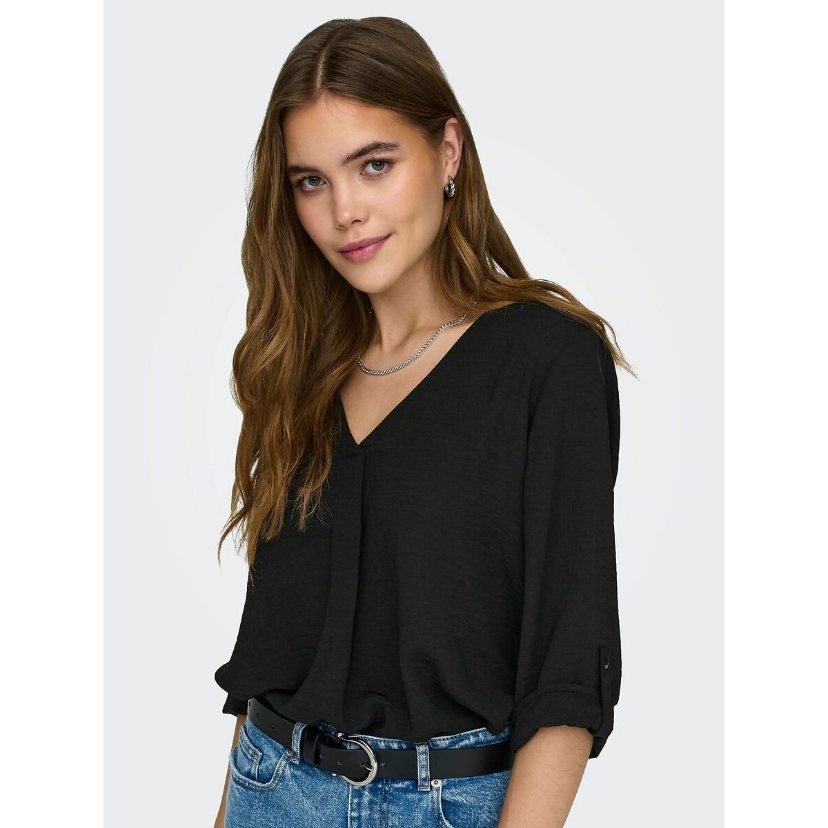 Blusa com mangas 3/4, decote em V preto , JDY