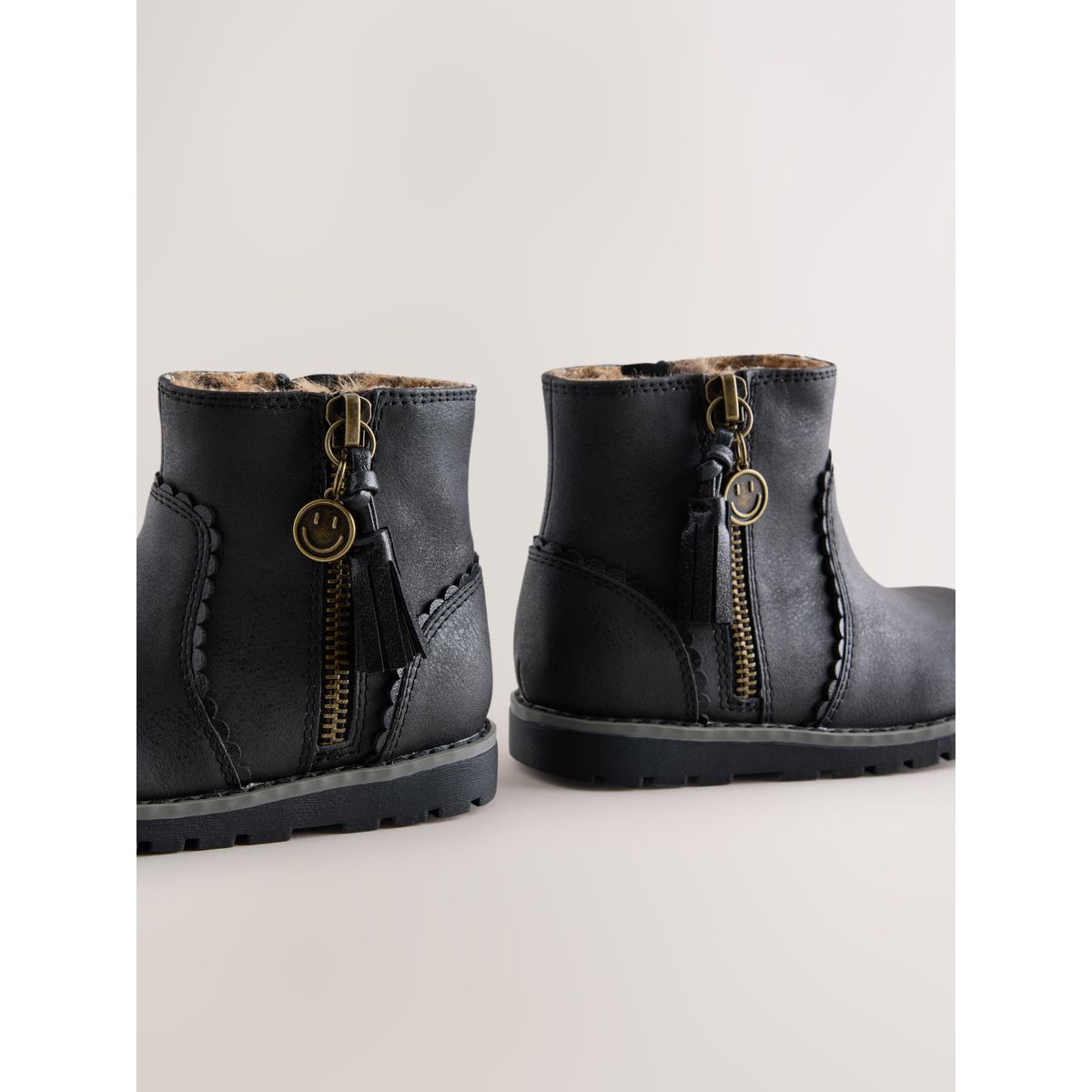 Bottines chelsea zippées à glands noir, NEXT