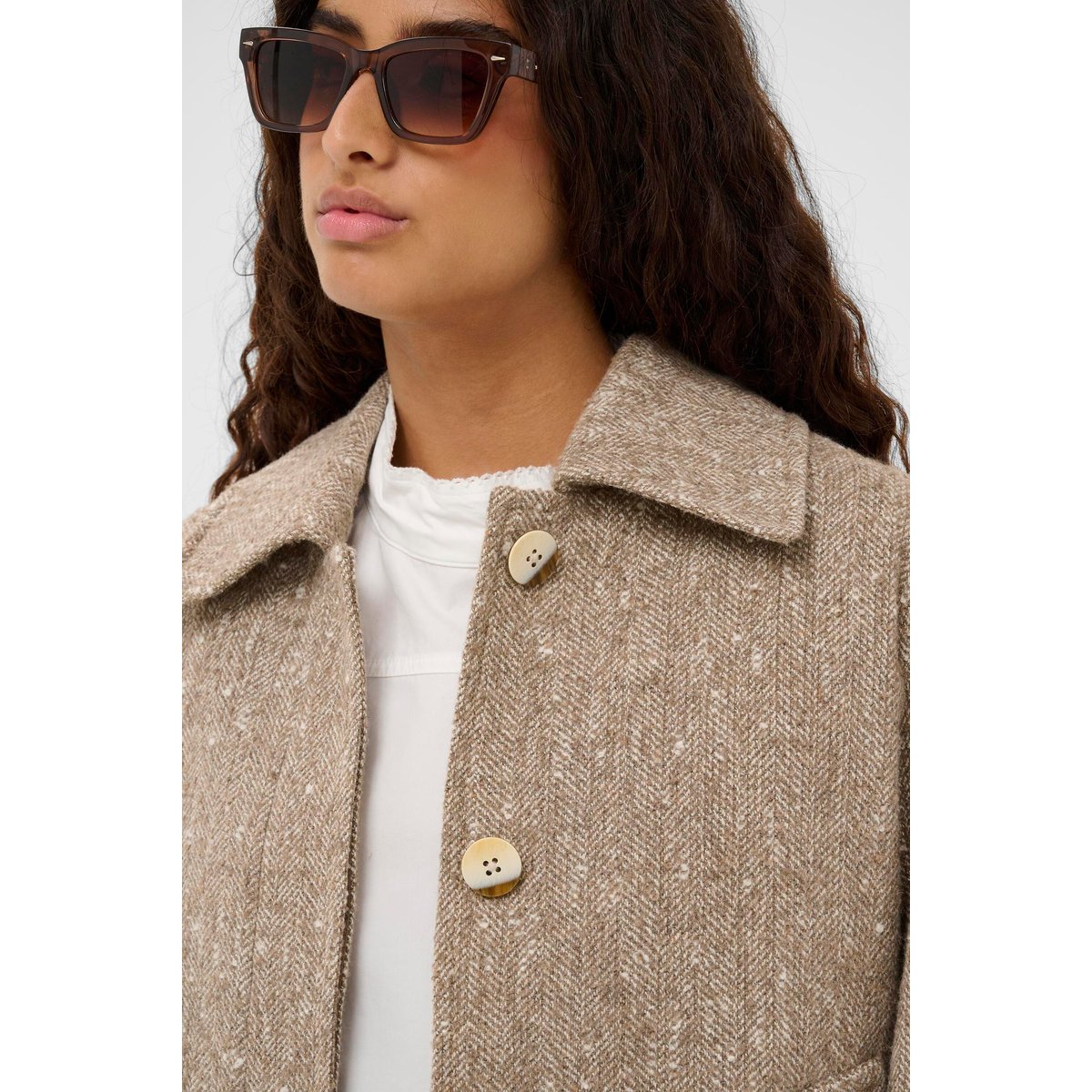 Veste d'extérieur beige fossil and white twill, SOAKED IN LUXURY