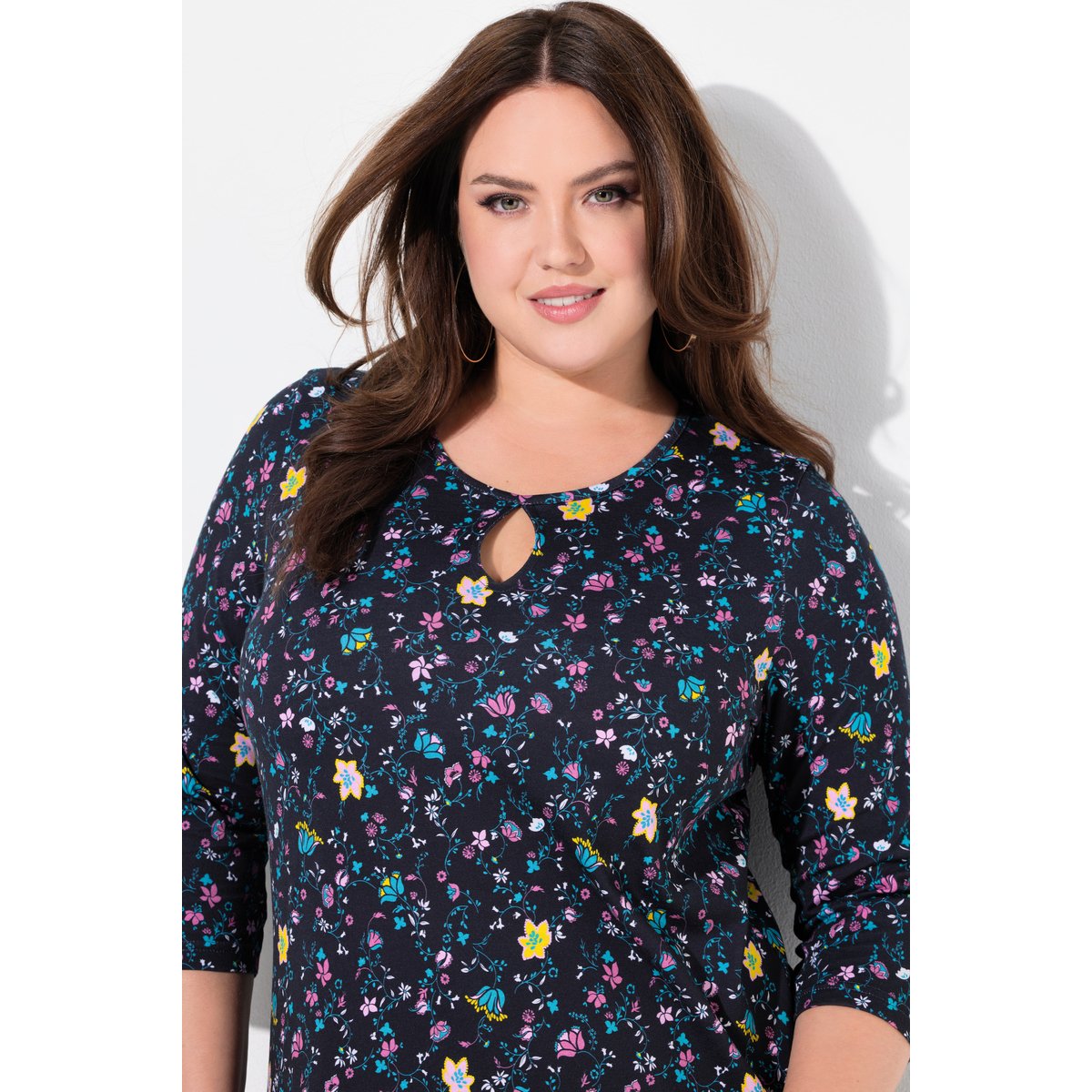 T-shirt long à fleurs noir, ULLA POPKEN