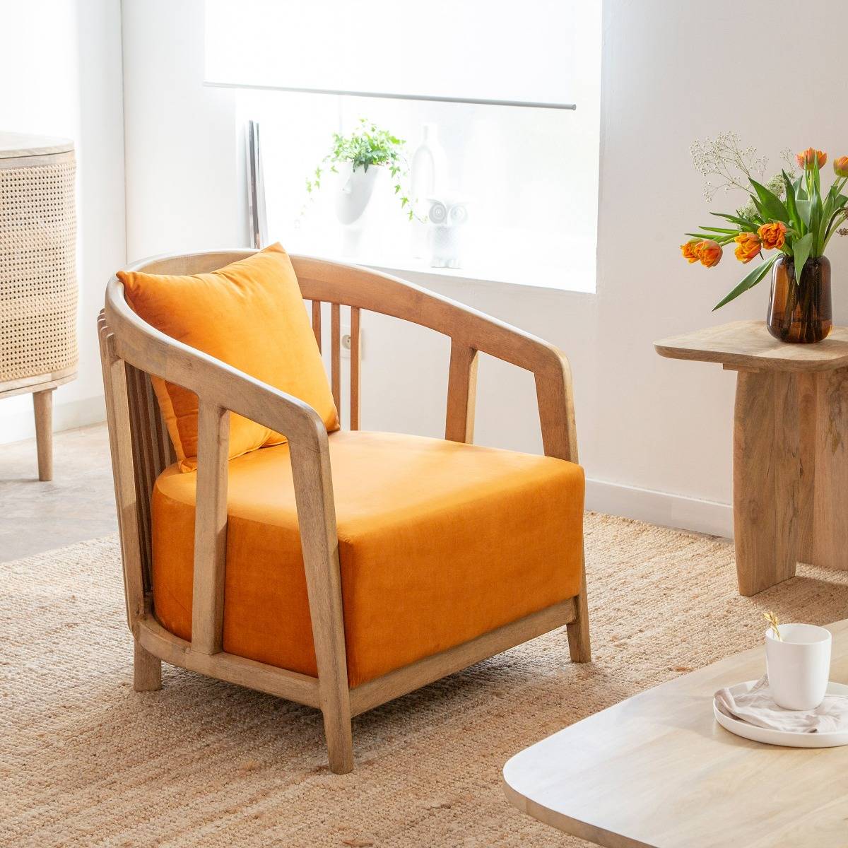 Fauteuil en bois de manguier TÉRENCE orange, MADE IN MEUBLES