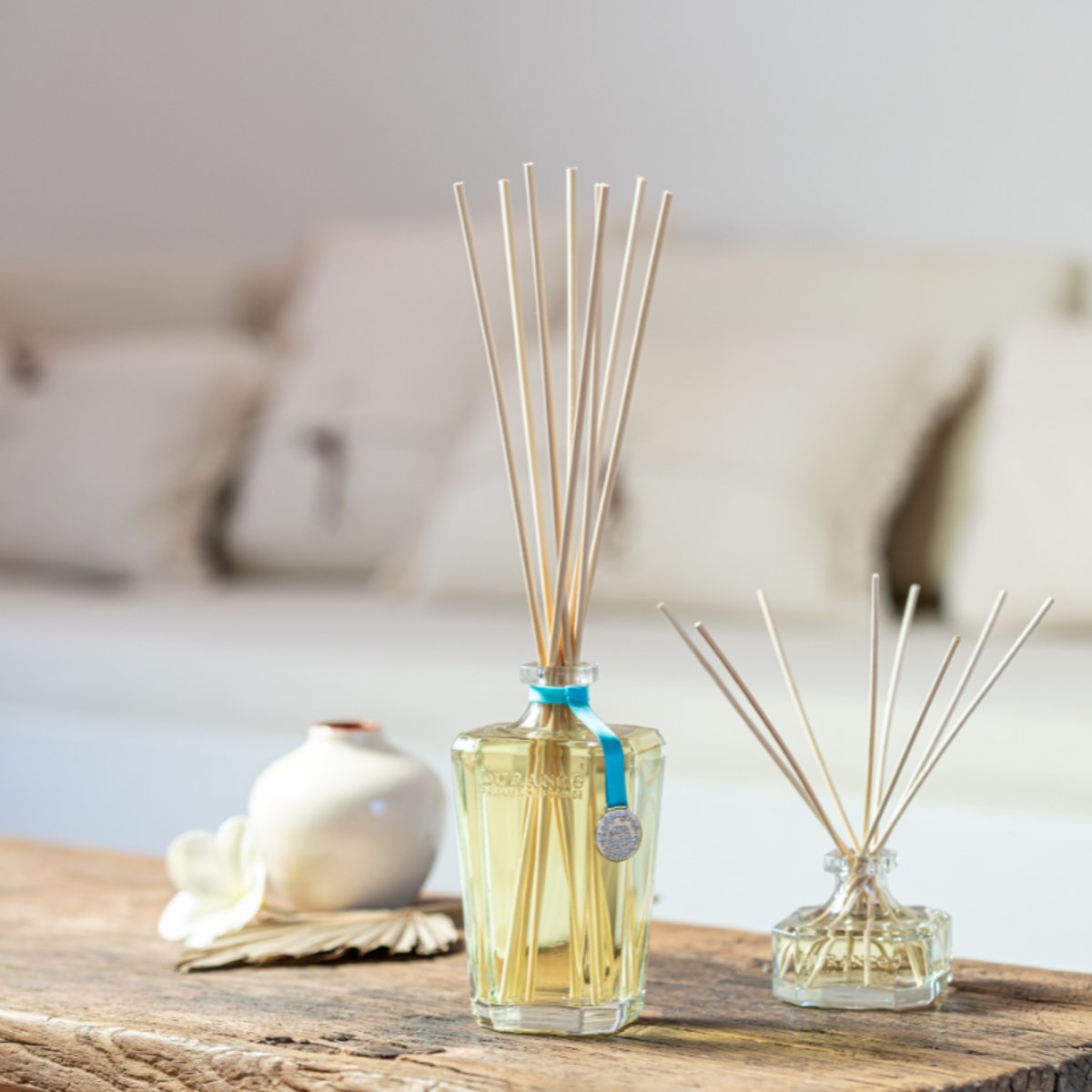 Recharge grand format diffuseur FLEUR DE MONOÏ couleur unique, DURANCE
