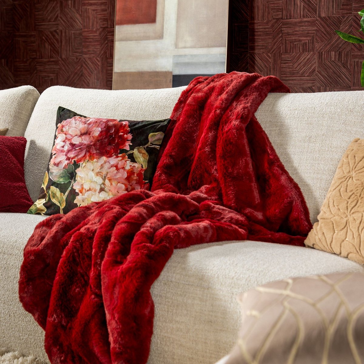 Coussin Denise donkerroze, DUTCH DECOR