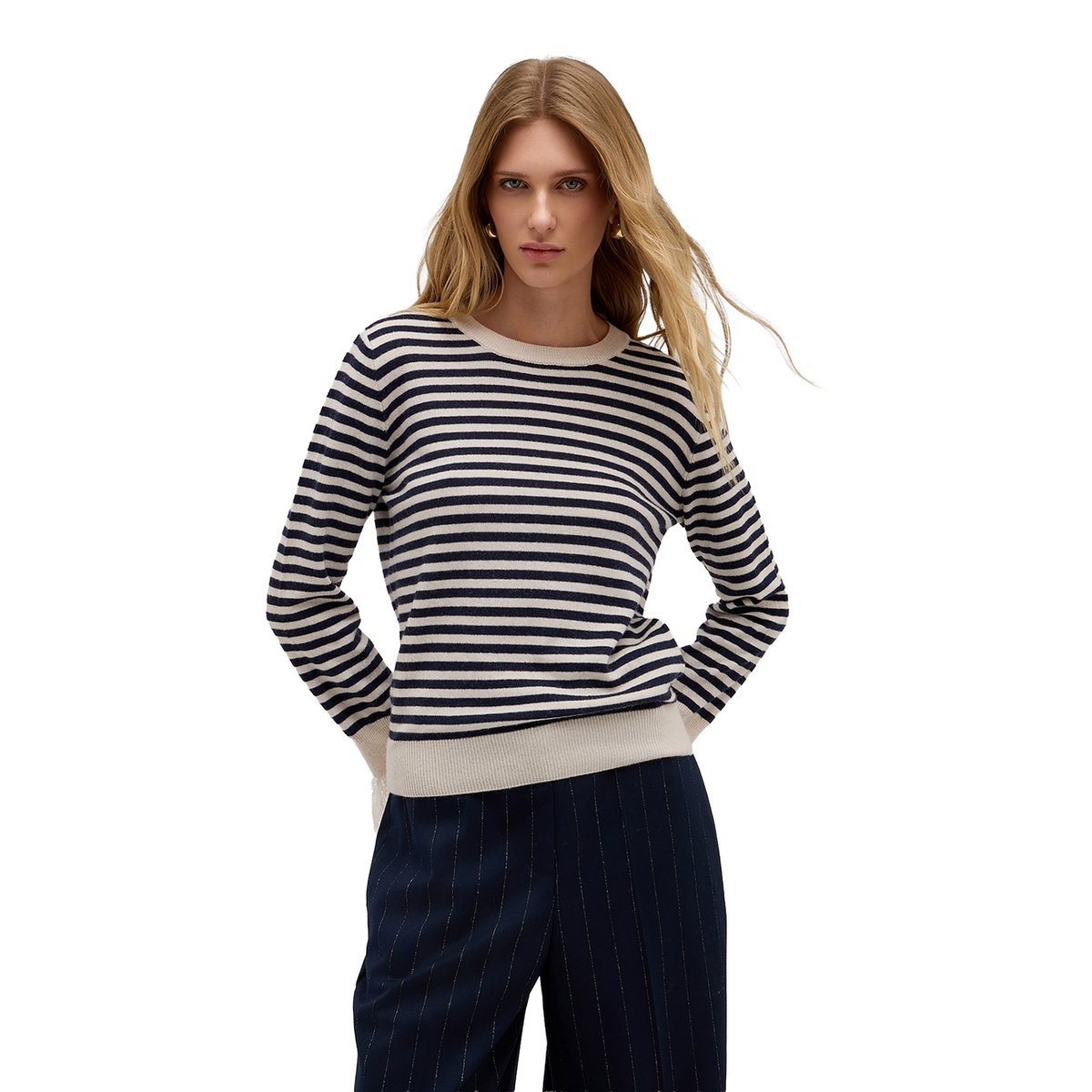 Pull rayé avec dentelle aux poignets bleu, MOTIVI