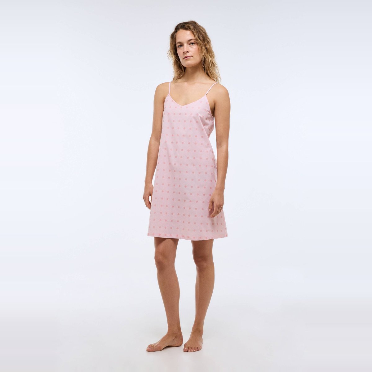 Chemise de nuit vichy à fines bretelles en coton blanc, MONOPRIX