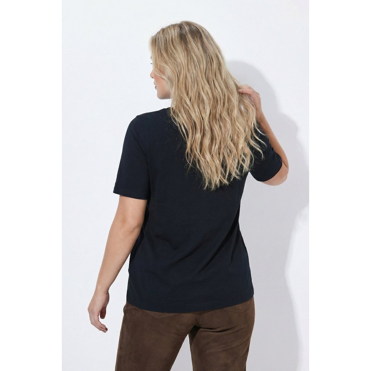T-shirt, carlin, coupe classique, col V noir, ULLA POPKEN