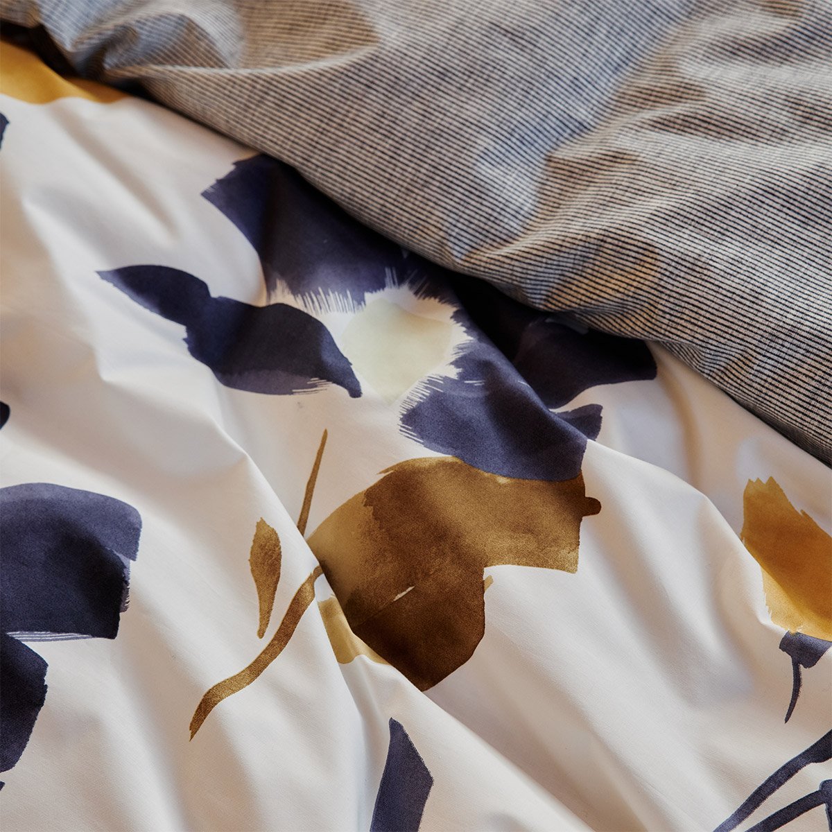 Housse de couette en percale de coton bleu, HEURE BLEUE a motif, DESFORGES