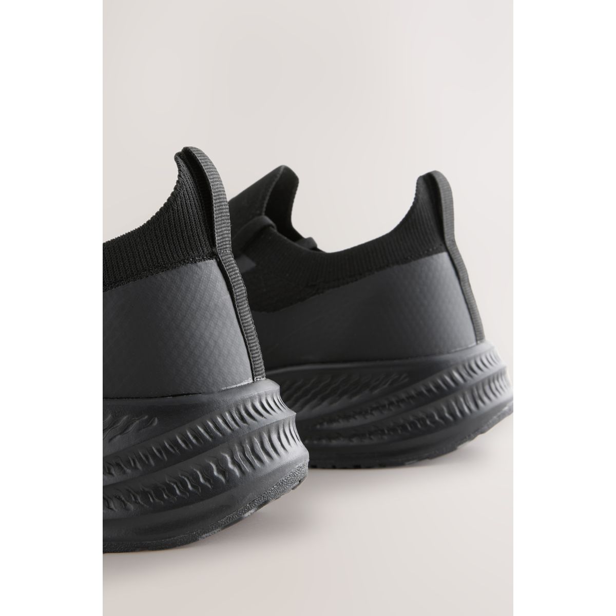 Baskets en maille noir, NEXT
