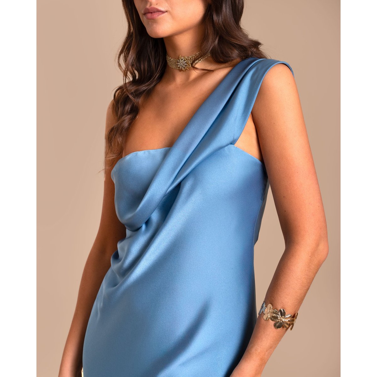 Robe longue à encolure asymétrique ISABELA bleu, THE-ARE