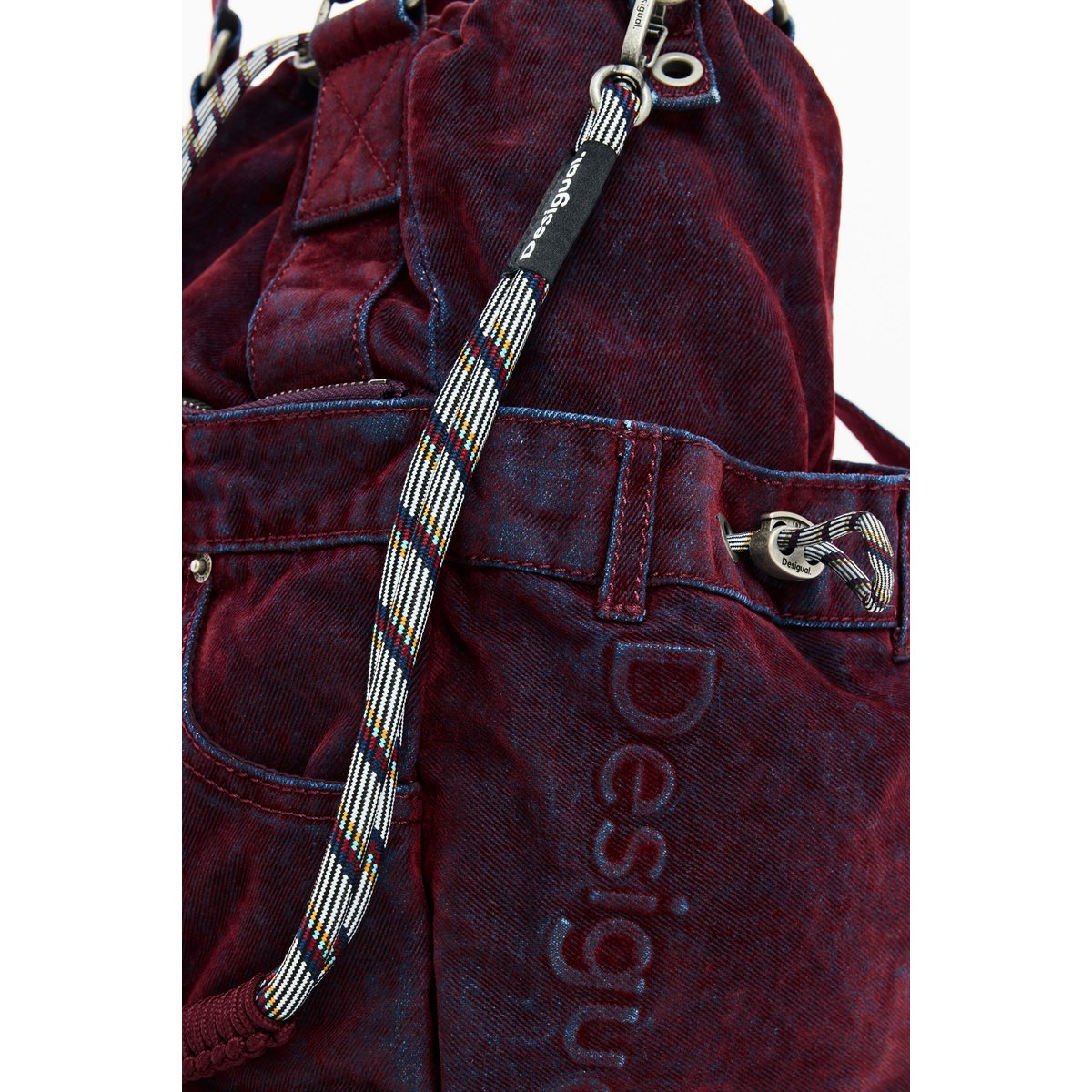 Sac à dos brodé moyen rouge, DESIGUAL