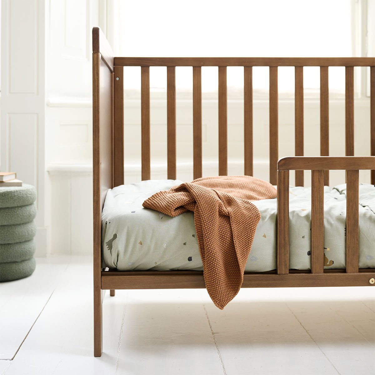 Lit bébé évolutif NUAGE noyer foncé, PETITE AMELIE