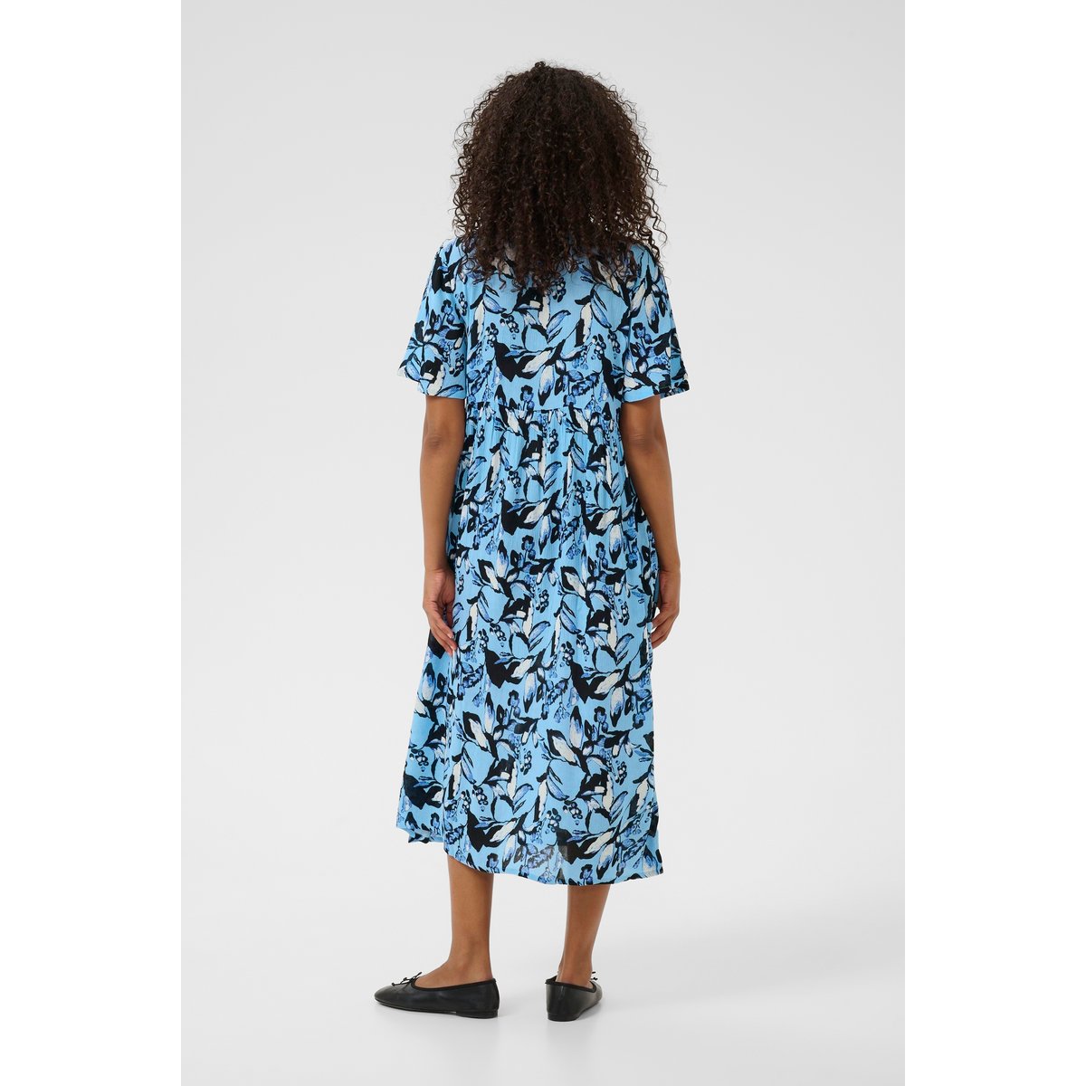 Robe bleu blue graphic flower, KAFFE