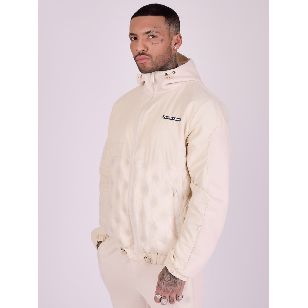 Veste à capuche bi-matière matelassage rond ivoir, PROJECT X