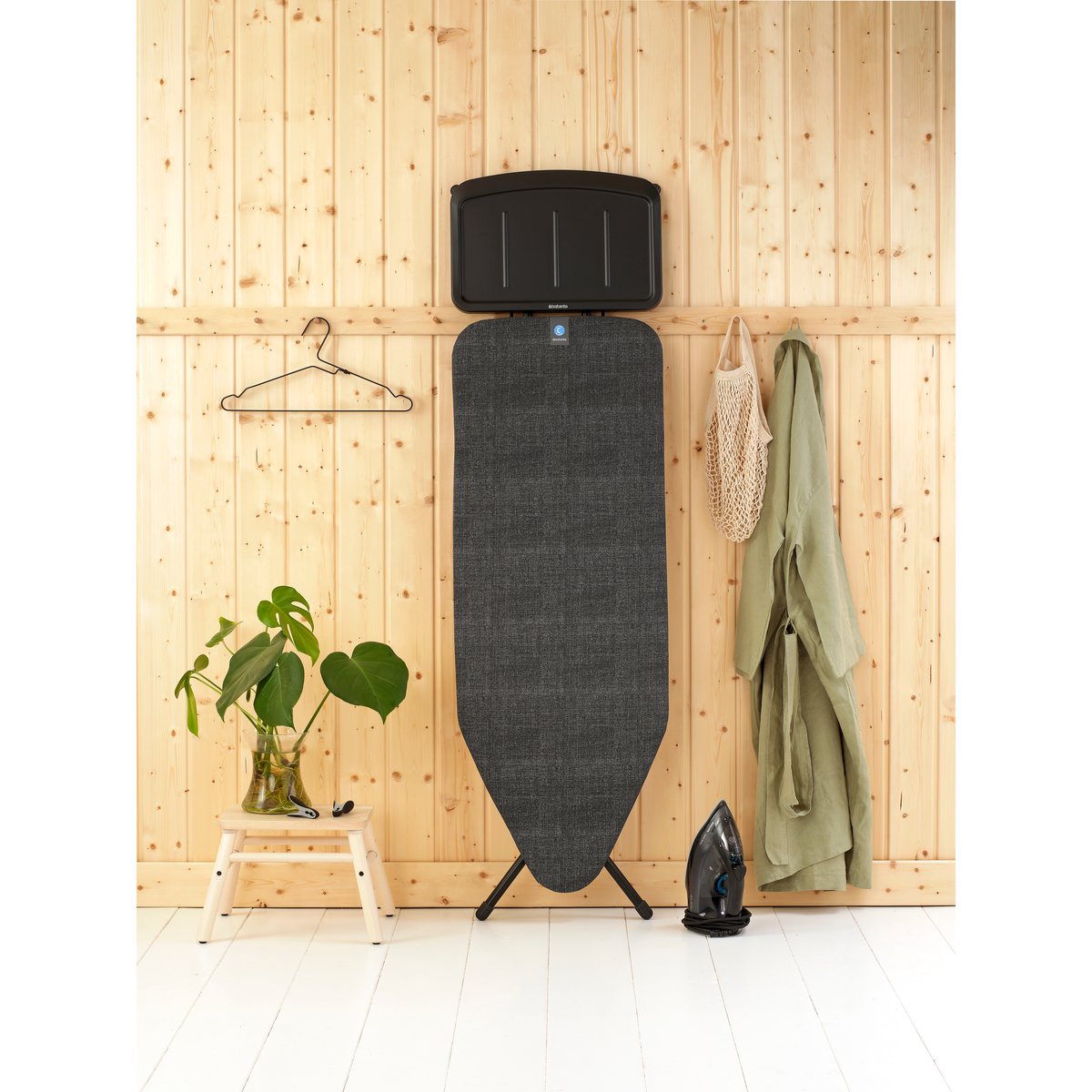 Table à repasser SOLID STEAM UNIT HOLDER denim black, BRABANTIA