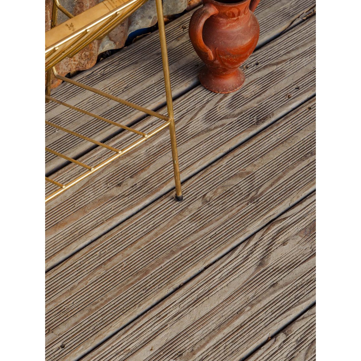 Table d'appoint en métal doré et orange Hanna N°1606 - Bon état doré, DEBONGOUT