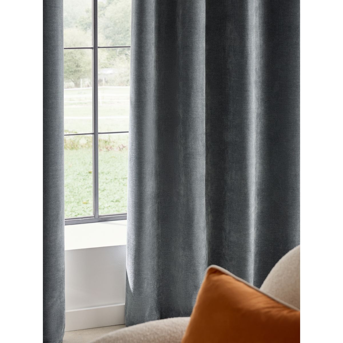 Rideaux à œillets en maille chenille fine bleu, NEXT
