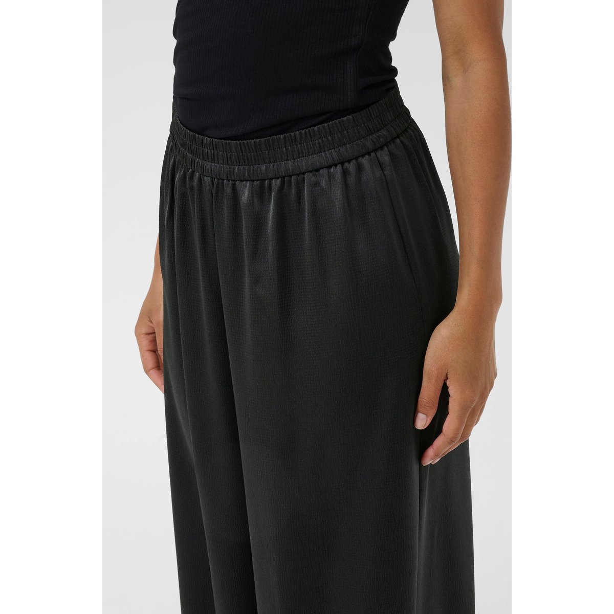 Pantalon casual noir, KAFFE
