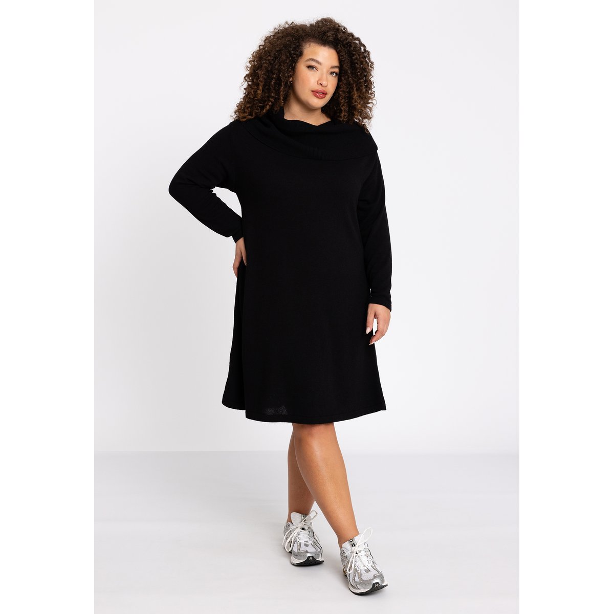 Pull avec manches longues noir, YOEK