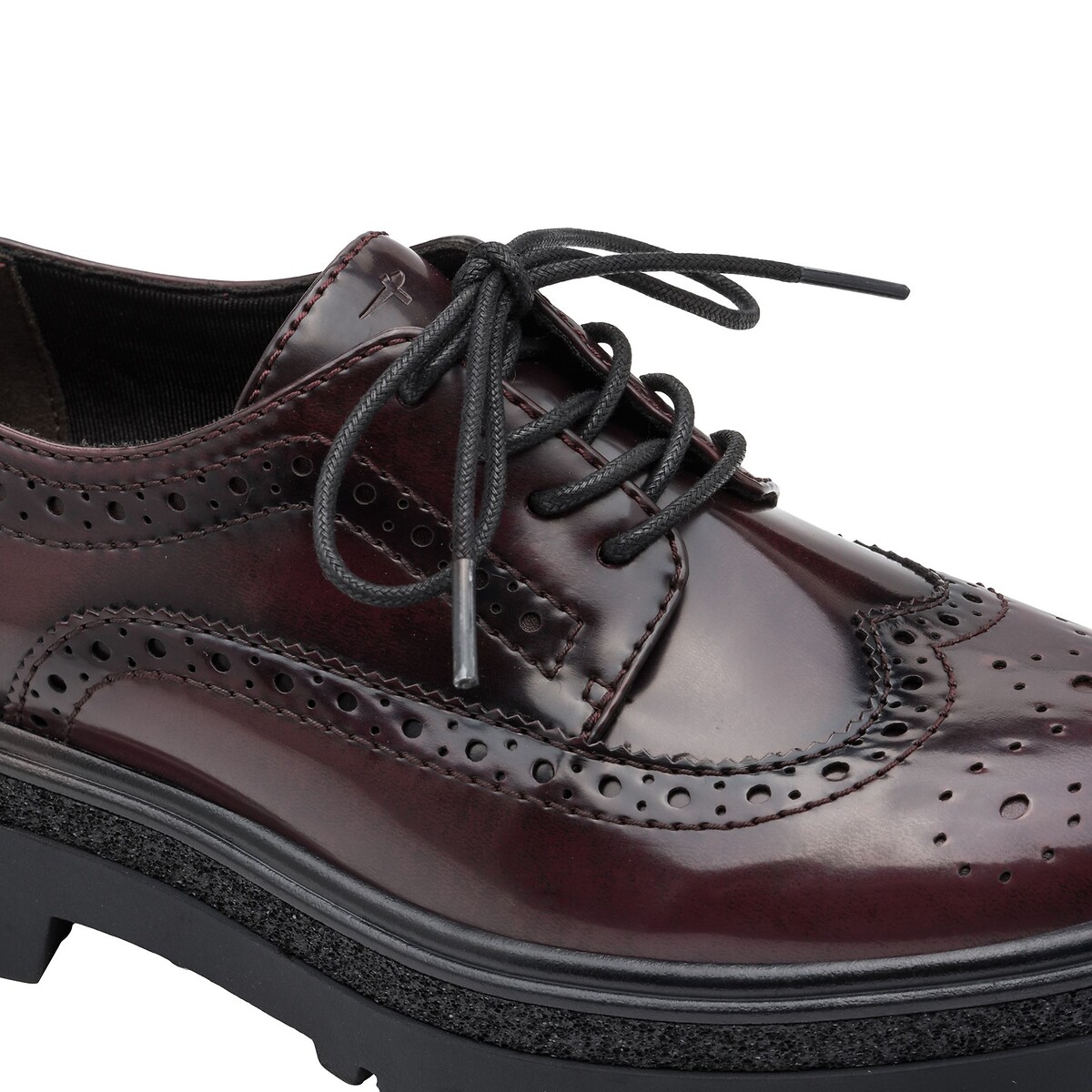 Derby's met bloemetjestop merlot, TAMARIS