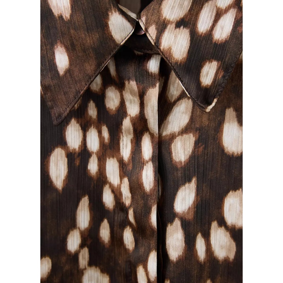 Blouse fluide imprimée marron, MANGO