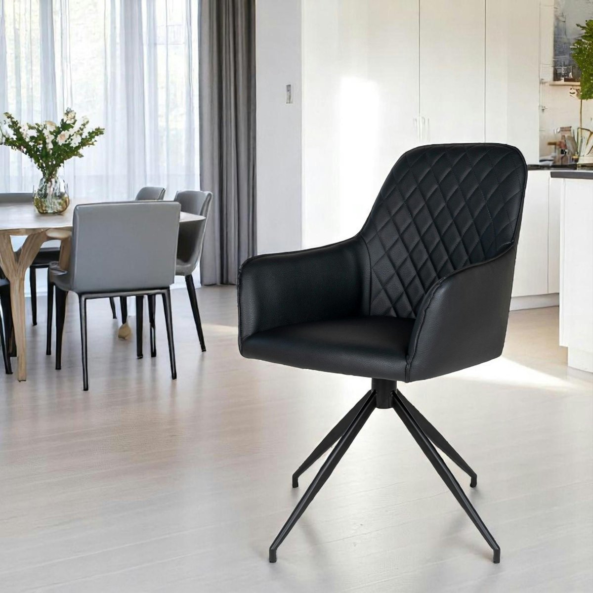 Chaise pivotante avec accoudoirs (lot de 2) SAVONE noir, PIER IMPORT