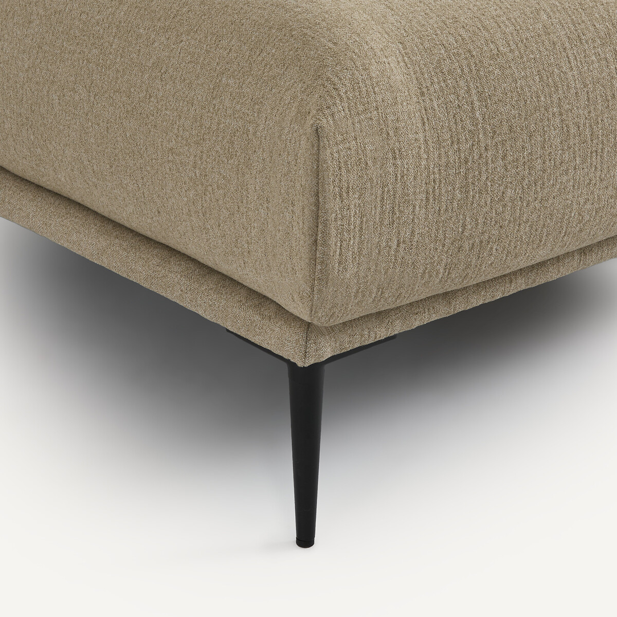 Diván tipo chaise longue de chenilla reciclada, OSCAR, diseño de Emmanuel Gallina corteza, EMMANUEL GALLINA X AM.PM