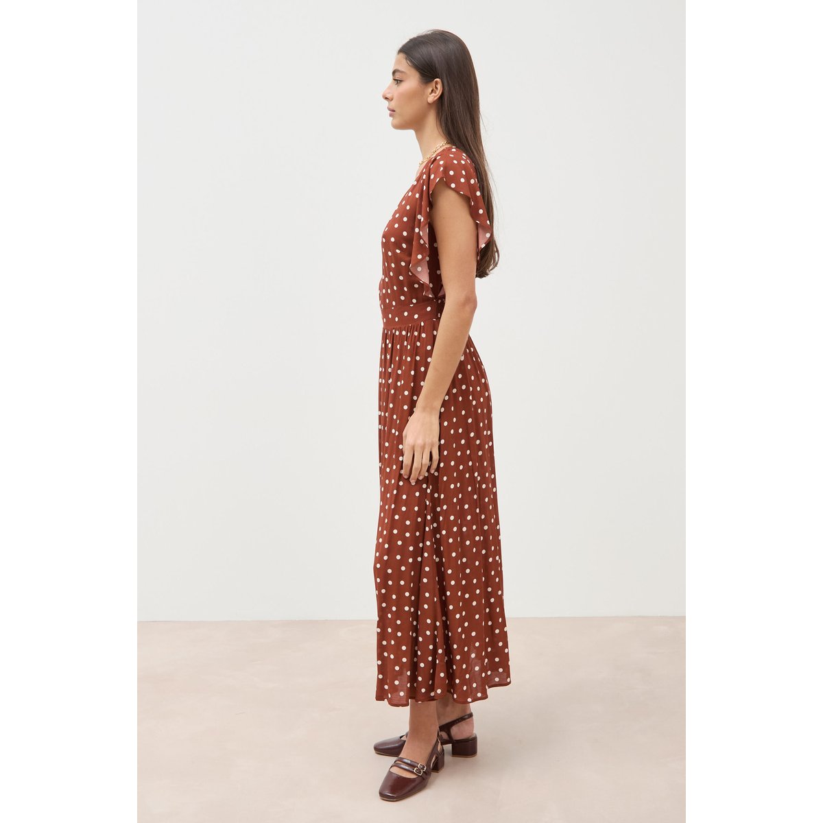 Robe longue évasée col v manches courtes marron cognac, BONOBO