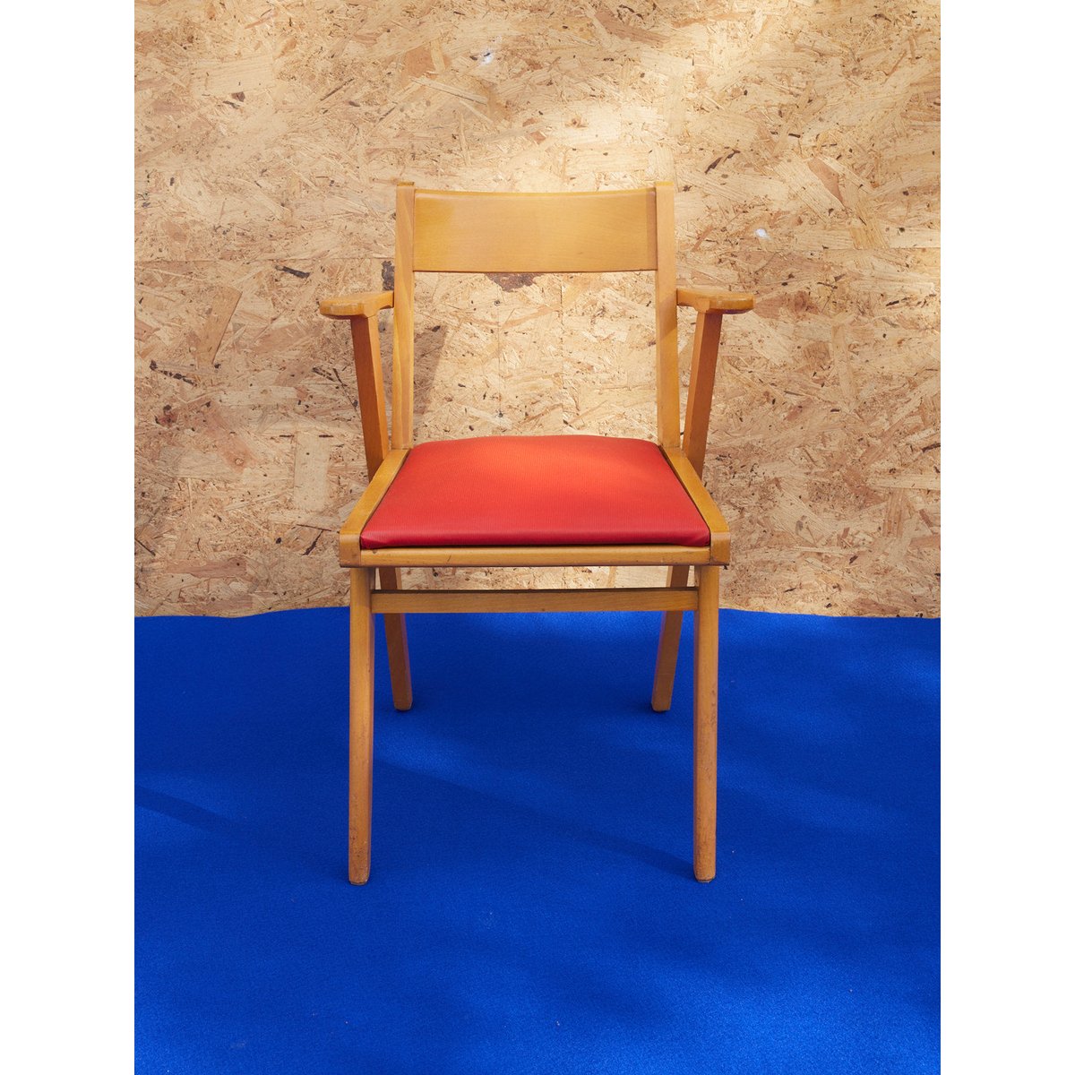 Paire de chaise scandinaves Alma N°1612 - Bon état bois clair, DEBONGOUT