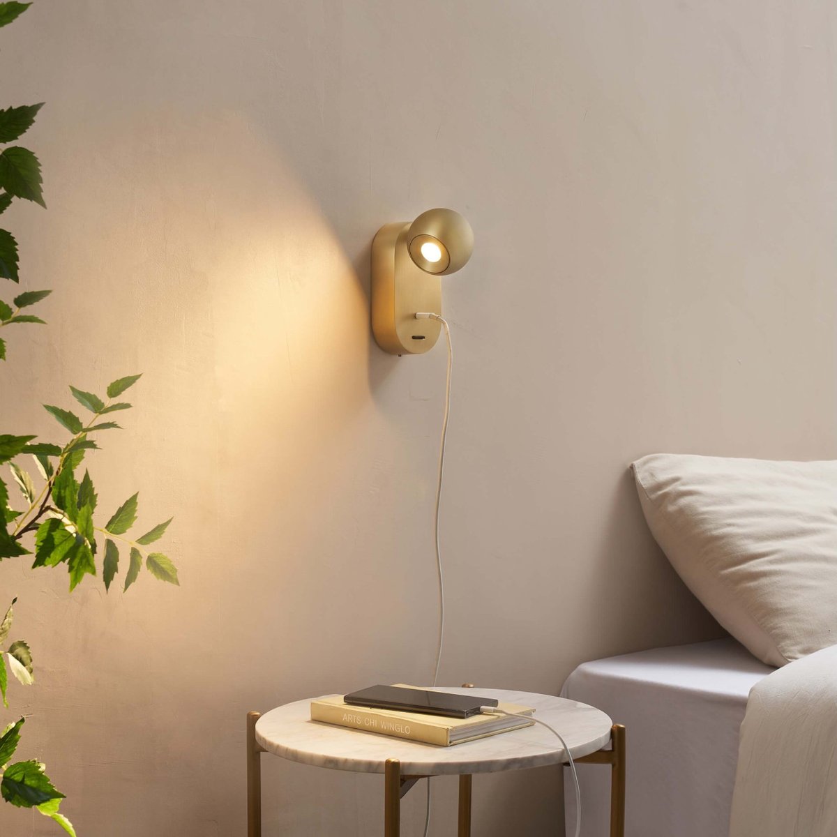 Applique LED chic avec port USB-C - YVAN doré, KOSILUM
