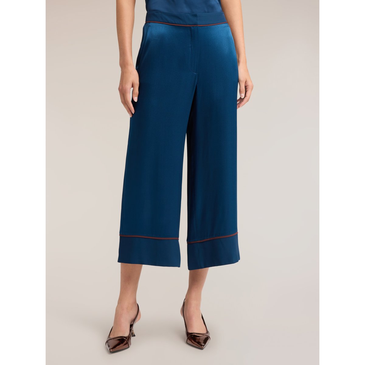 Pantalon cropped avec détails contrastants bleu, MOTIVI