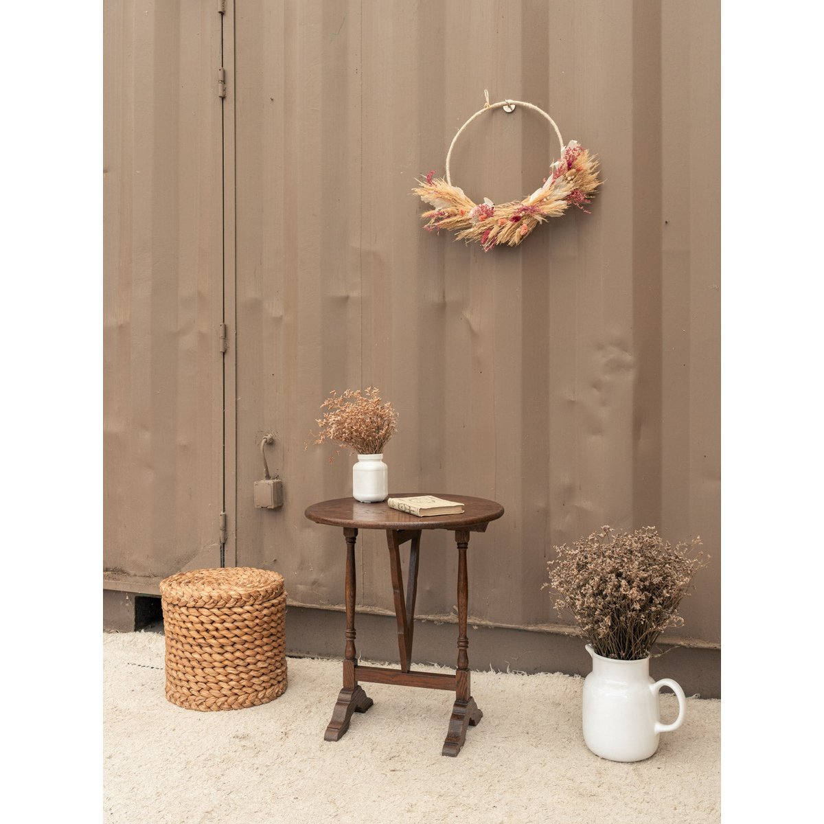 Table d'appoint en bois Francine N°1617 - Bon état bois foncé, DEBONGOUT
