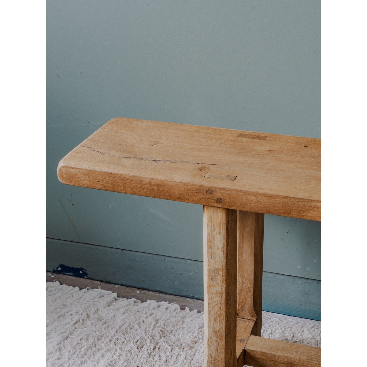Banc en bois Antoine N°400 - Bon état bois clair, DEBONGOUT