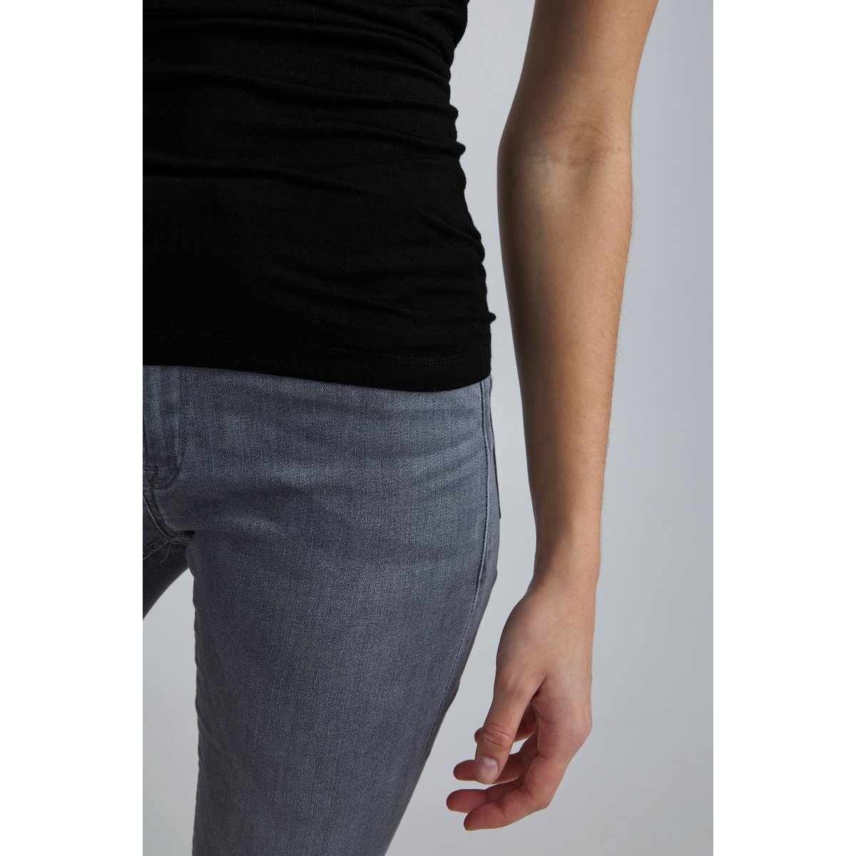 Sleeveless noir black, ICHI