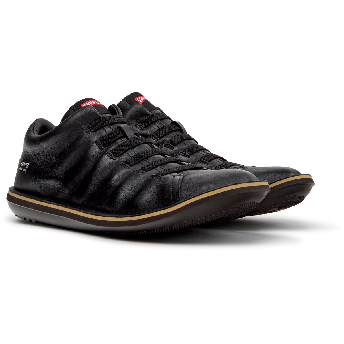 Baskets Beetle noir 010, CAMPER