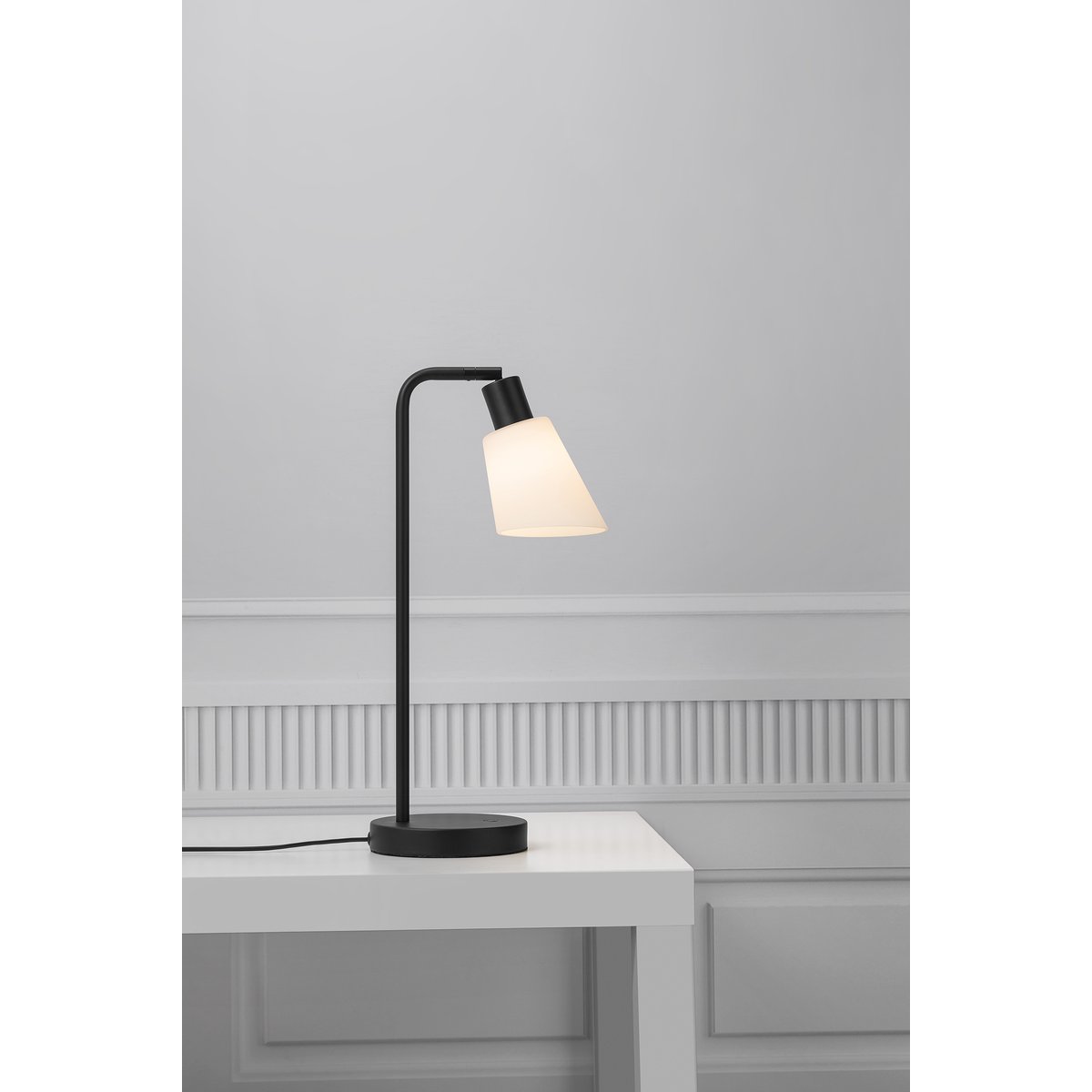 Lampe à poser tête d'éclairage orientable en verre, MOLLI noir, NORDLUX