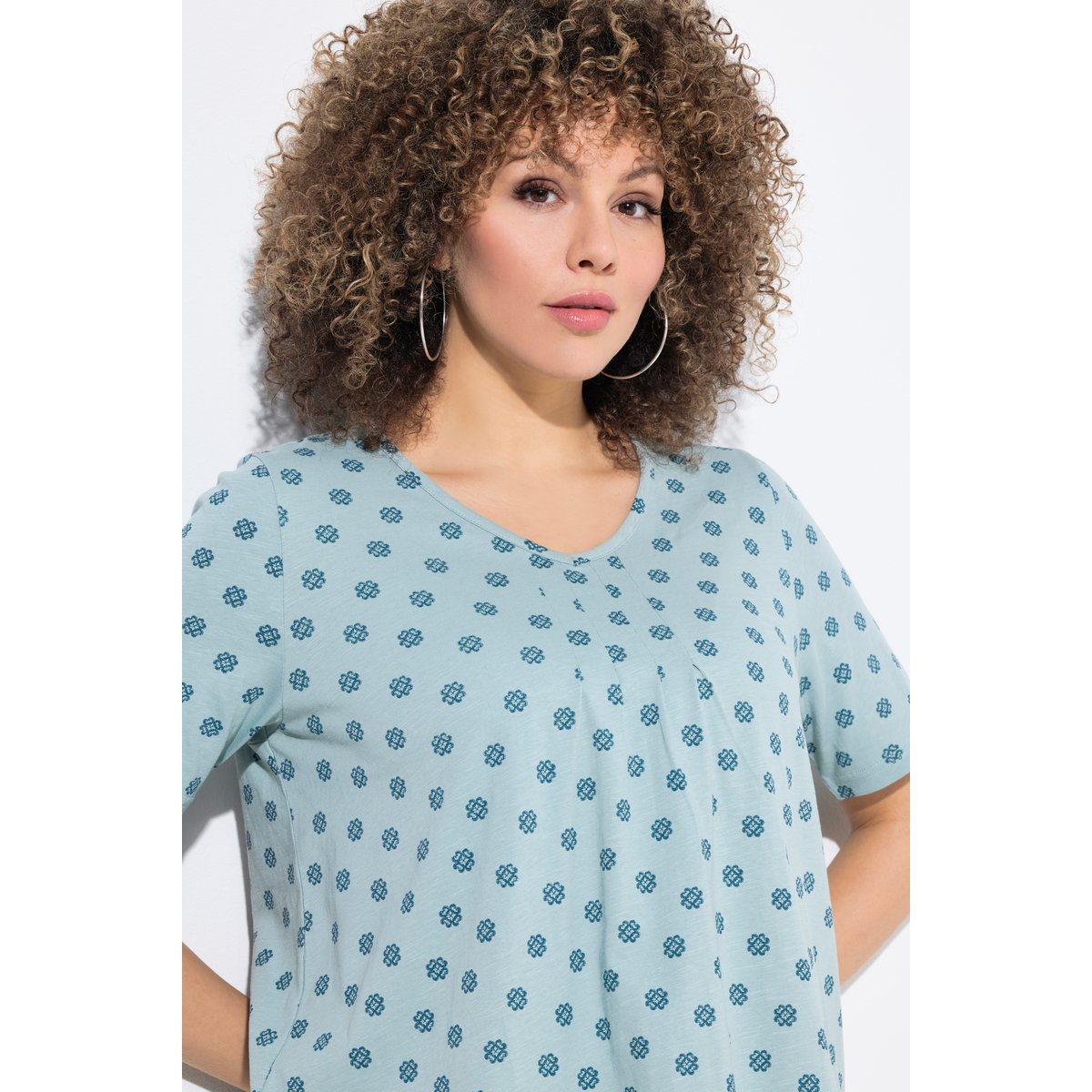 T-shirt avec plis fantaisie vert mousse clair, ULLA POPKEN