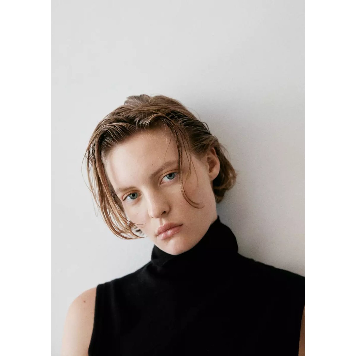 Robe maille combiné asymétrique noir, MANGO