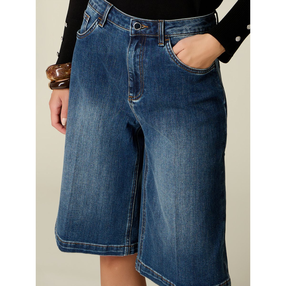 Bermuda en denim bleu, OLTRE