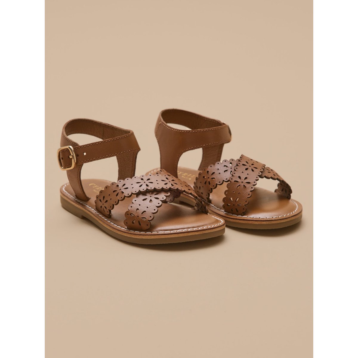 Sandales perforées en cuir cognac, CYRILLUS