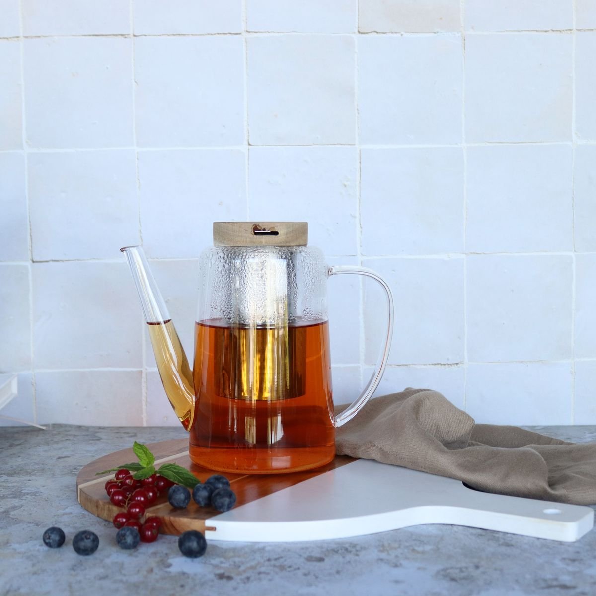 Théière en verre et couvercle en bois 1,2L, GUSTAVE transparent, OGO LIVING