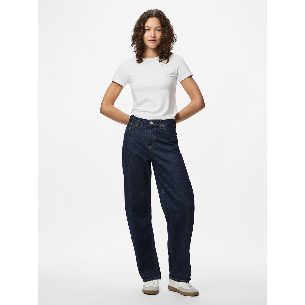 Jean barrel dark blue denim, PIECES