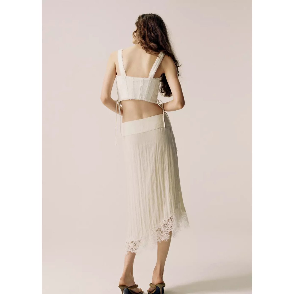 Jupe asymétrique avec détail dentelle écru, MANGO