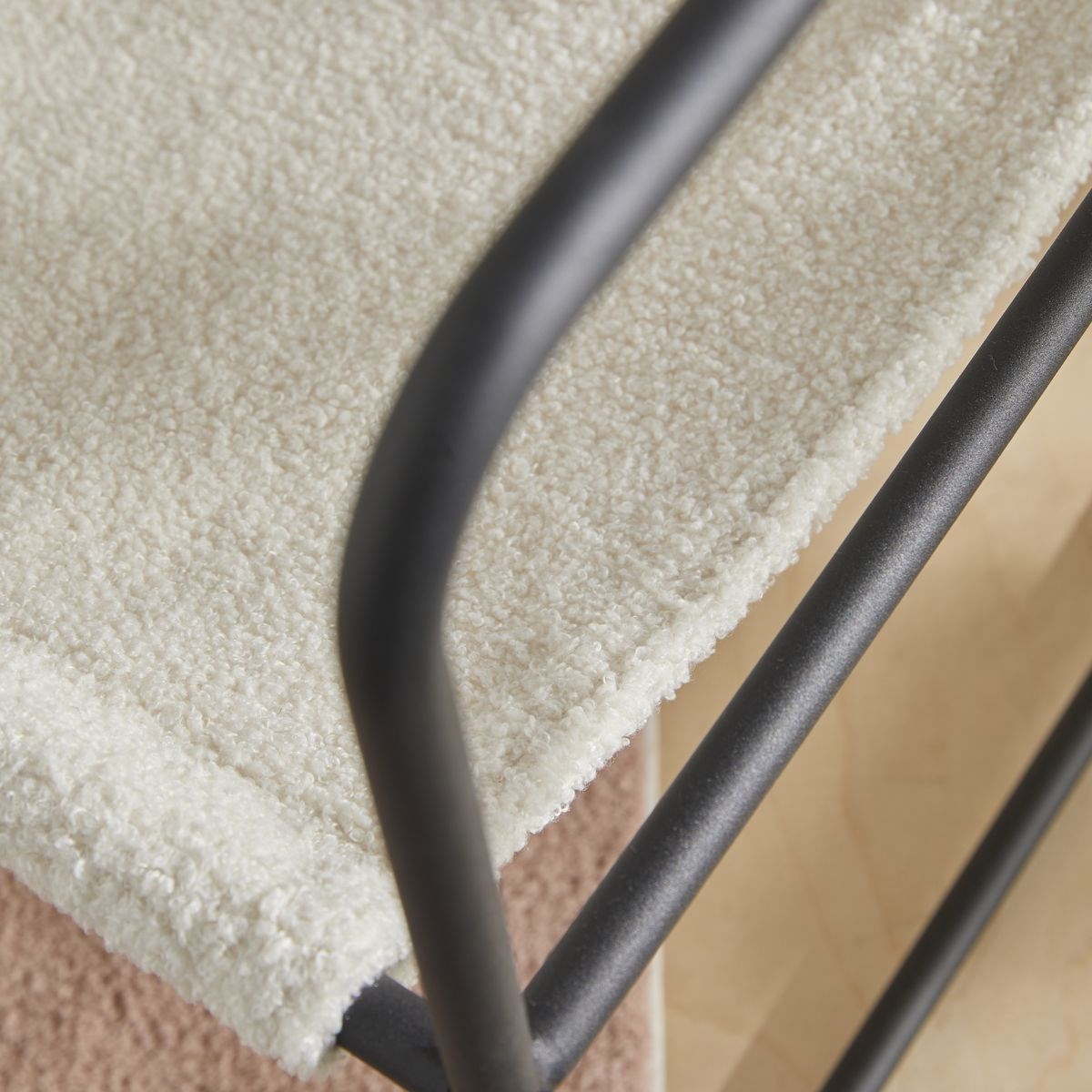 Fauteuil chilienne bouclette uni RETRO MOOD ecru, FACTORY