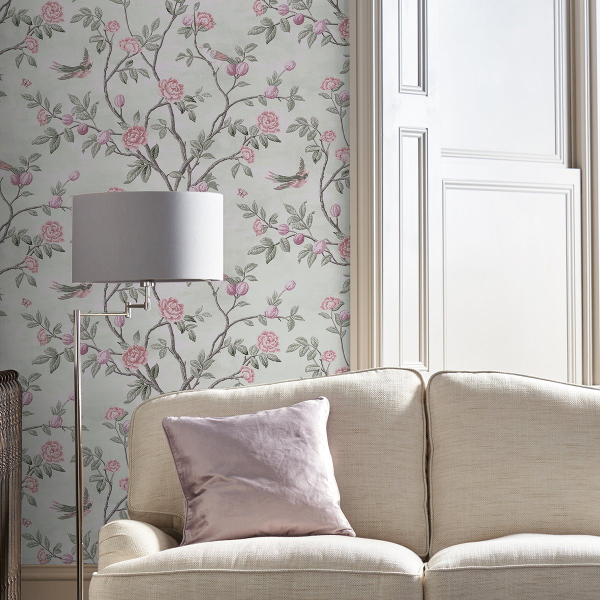 Papier peint Oiseaux Fleurs Eglantine vert d'eau, LAURA ASHLEY