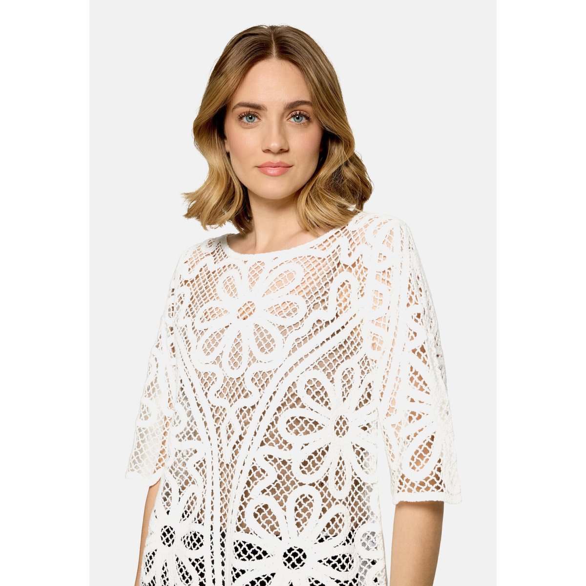 Pull-over en maille ajourée à encolure bateau blanc, BETTY BARCLAY