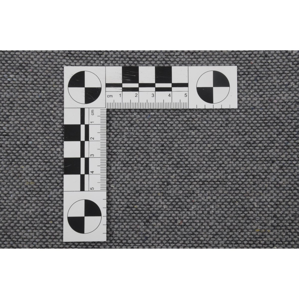 Tapis imprimé Serena, aspect cuir, plat gris, GINO FALCONE