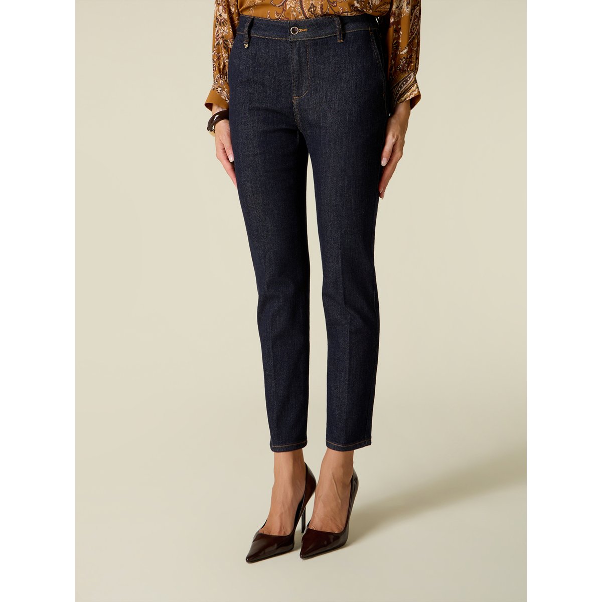 Jean skinny bleu, OLTRE